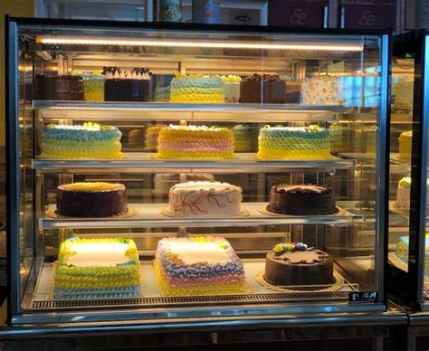 cake rolls iloilo city|The Best Bakeries Near Iloilo City, Iloilo .